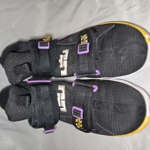 Size 9 - Nike LeBron Soldier 13 SFG Lakers
